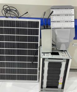 ĐÈN LED NĂNG LƯỢNG MẶT TRỜI 150W CHO SÂN BÓNG