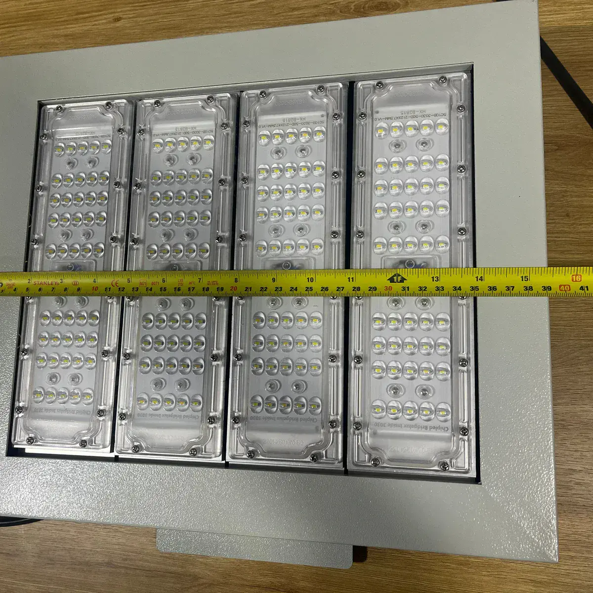 Đèn LED cây xăng chống nổ 200W bảo hành lên tới 36 tháng - Ảnh 9